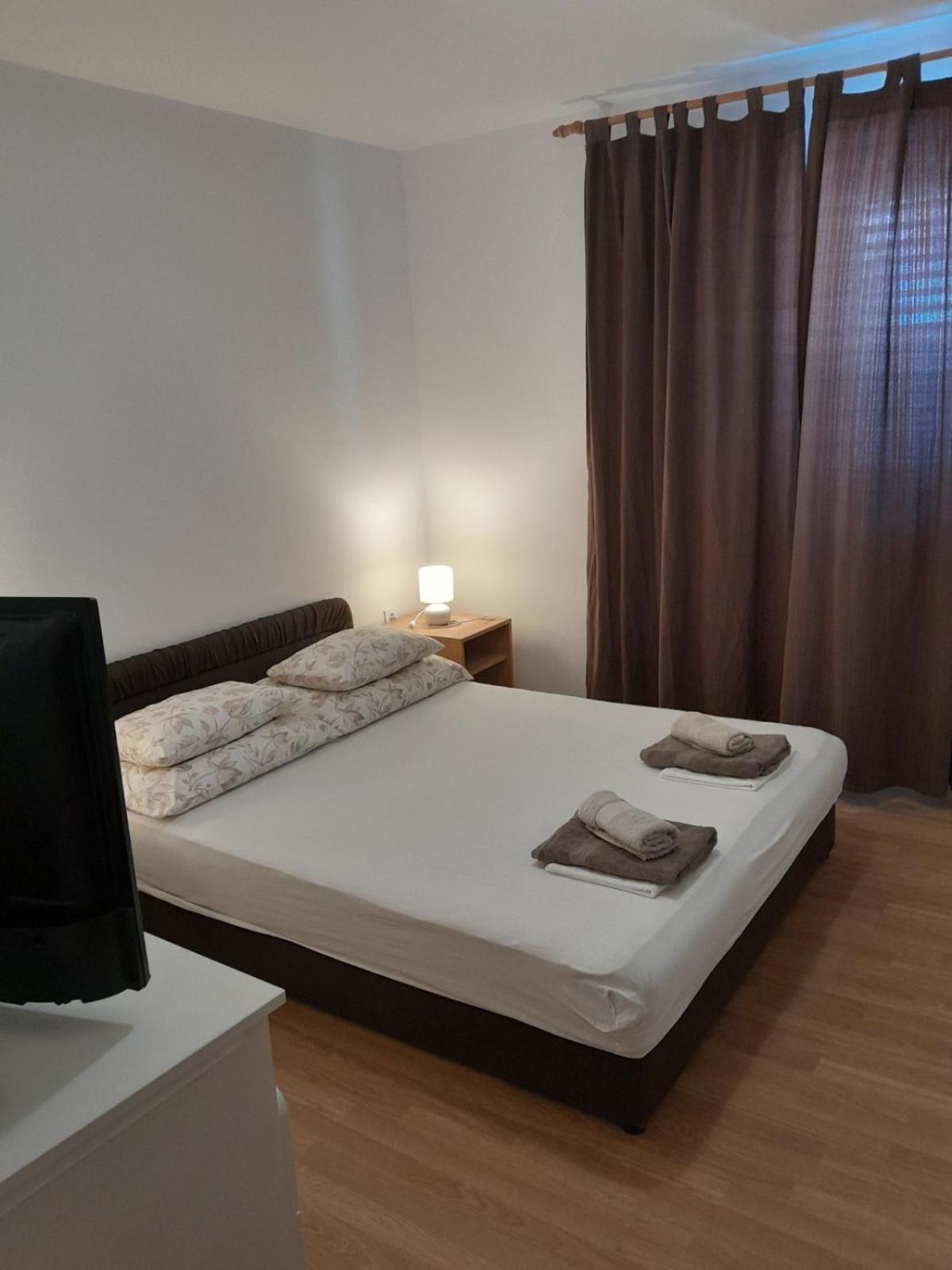 Apartman Miro ツァヴタット エクステリア 写真