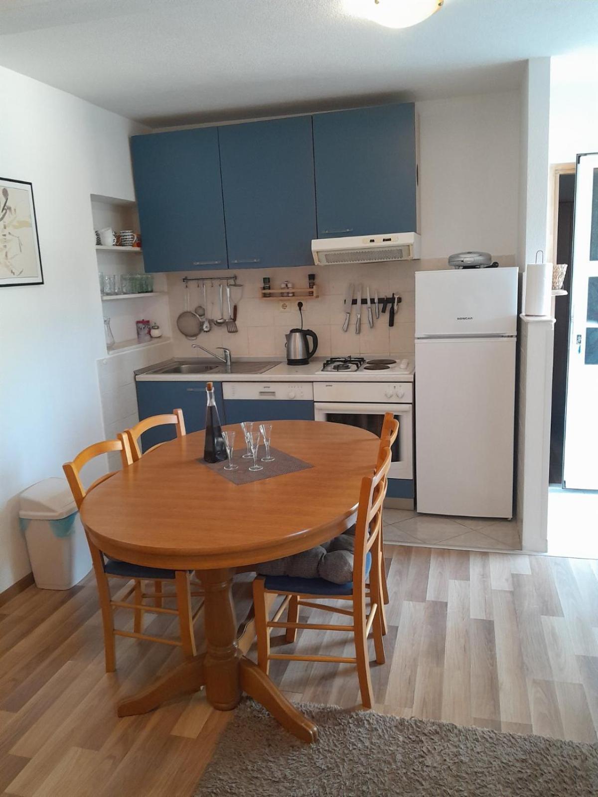 Apartman Miro ツァヴタット エクステリア 写真